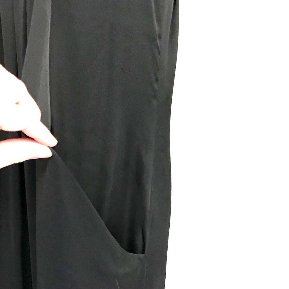 Draped LBD for effortless style with pockets! - Picture 5 of 7